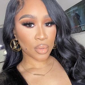 Meet your Posher, Khrissy